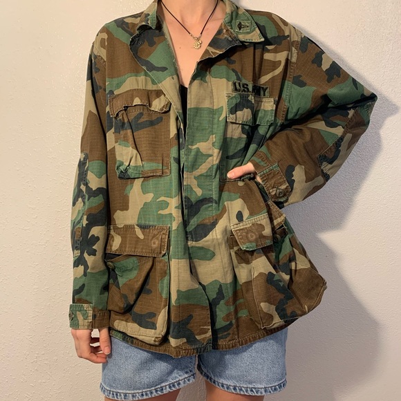 ❌SOLD❌ Vintage Army Jacket - Picture 4 of 6